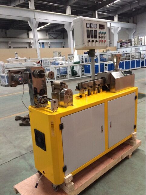 contrôle automatique de Filament Machine de l'imprimante 3D en plastique de HANCHES de 2.85mm 0