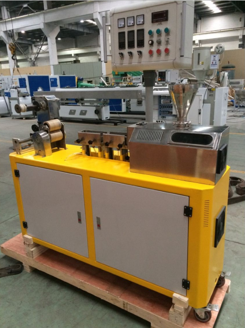 contrôle automatique de Filament Machine de l'imprimante 3D en plastique de HANCHES de 2.85mm 1