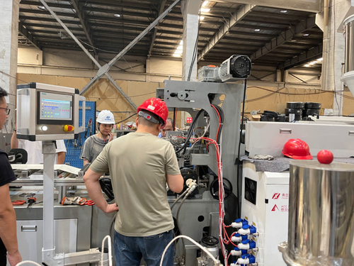 Dernières nouvelles de l'entreprise Client bienvenu pour visiter notre usine