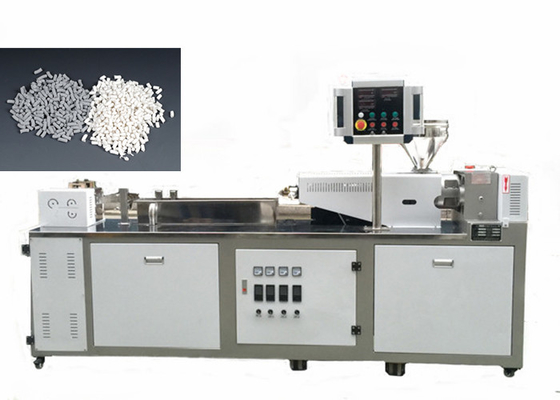 Un bon prix. machine en plastique de pelletiseur de la sortie 1-3kg/H pour le laboratoire Masterbatch faisant la couleur grise en ligne