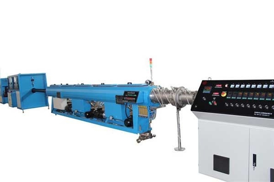 Un bon prix. PE multicolore de 40kg/H pp buvant Straw Extruder Machine Co Extrusion en ligne