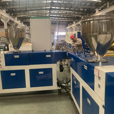 Un bon prix. Ligne d'extrusion de tuyau de PE de machine de tuyau de spirale de moteur de Siemens de granules de PVC en ligne