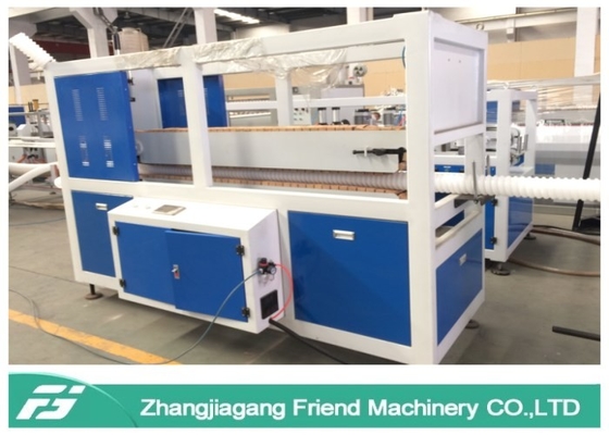 Un bon prix. la chaîne de production d'extrudeuse de tuyau du HDPE 180kg/H machine d'extrusion nettoient à l'aspirateur la formation en ligne