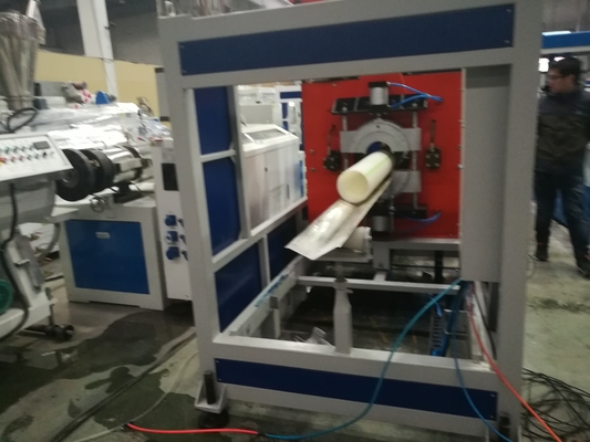 Un bon prix. Ligne simple d'extrusion de tuyau de PE du plastique 110mm de vis en ligne