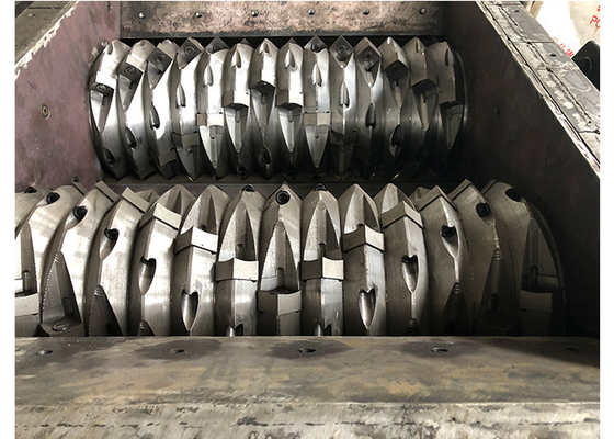 Un bon prix. 1000kg/défibreur de réutilisation en plastique axe simple de H en ligne