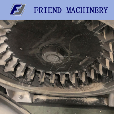 Un bon prix. Machine en plastique de Pulverizer de 500kg/H 3700rpm de chute hermétique de PVC en ligne