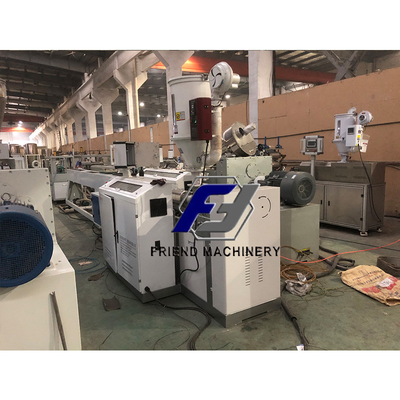 Un bon prix. Chaîne de production de tuyau de PE de PVC de tuyau d'irrigation de la coextrusion 1600mm en ligne