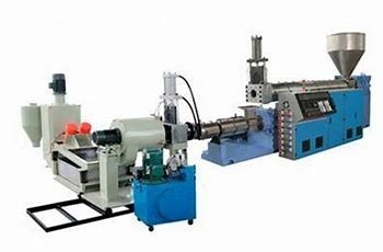 Un bon prix. L'animal familier d'extrusion de granulation de GV s'écaille machine de pelletisation pour le plastique de rebut en ligne