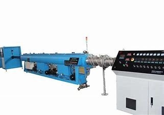 Un bon prix. ligne ondulée de alimentation automatique d'extrusion de tuyau de PE de 1600mm à mur unique en ligne