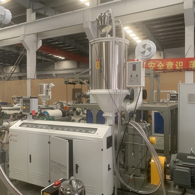 Un bon prix. chaîne de production en plastique de tuyau de 1600mm pour la canalisation en ligne