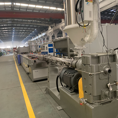 Good price panneau de mousse de 500kg/H Wpc faisant à résine de PVC de machine la matière première en ligne