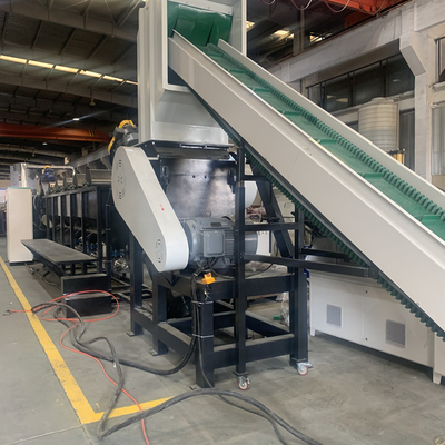 Good price ligne de réutilisation en plastique lame en forme de V de l'ANIMAL FAMILIER 300kg/H en plastique de rebut en ligne