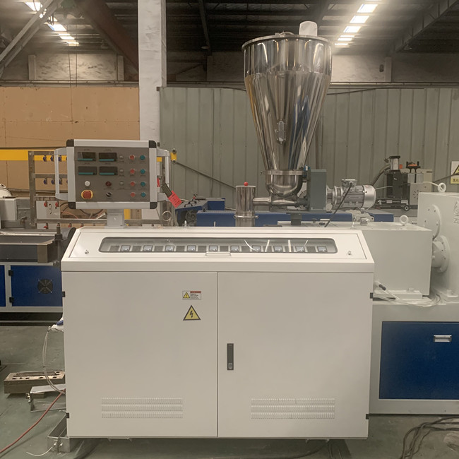 Vis de la machine 38CrMoALA d'extrudeuse de Pla de vis de jumeau de WPC 3