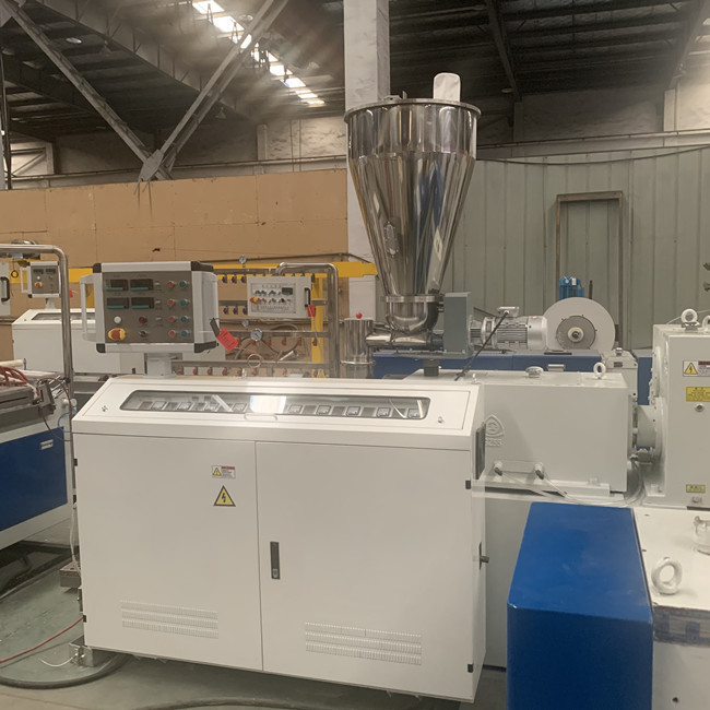 Vis de la machine 38CrMoALA d'extrudeuse de Pla de vis de jumeau de WPC 2