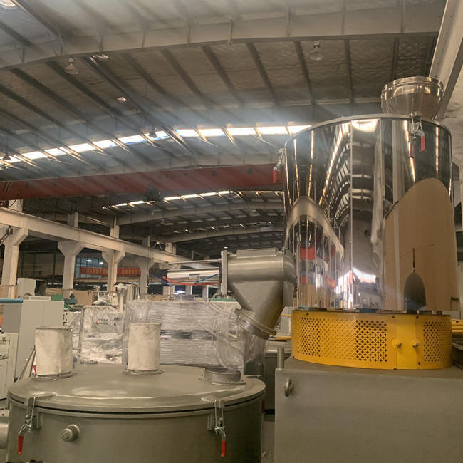 la composition de PVC de 6mm saupoudrent la machine en plastique de mélangeur complètement automatique 0