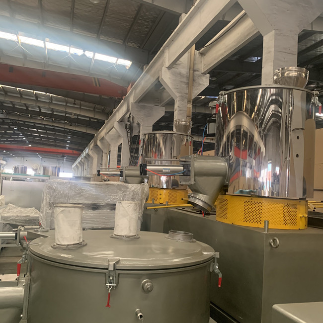 la composition de PVC de 6mm saupoudrent la machine en plastique de mélangeur complètement automatique 2