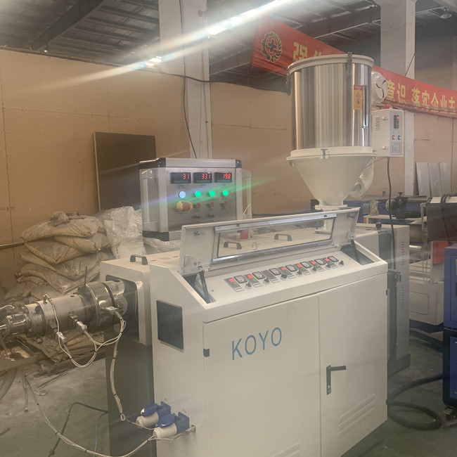 Machine en plastique médicale simple de tuyau d'unité centrale de la vis 40kg/H 1