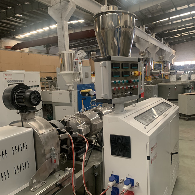 Diamètre ondulé à mur unique de la machine 800mm de tuyau de LDPE 3