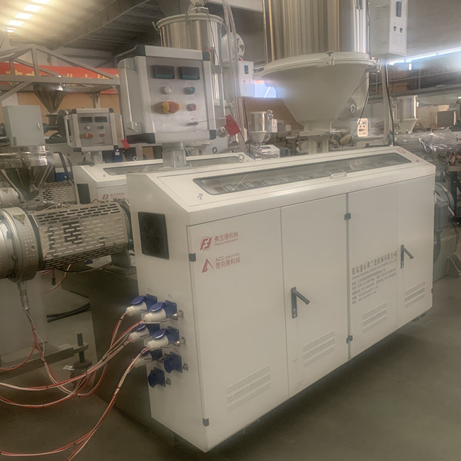 Extrudeuse simple 100kg/H de conduite d'eau de HDPE de PLA de vis 1