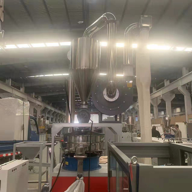 PVC 300kg/H mou ferraillent la machine en plastique de Pulverizer, fraiseuse en plastique 2