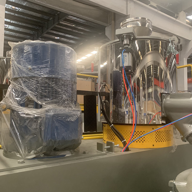 300/600 chauffage et machine en plastique en acier chaude de mélange froide de mélangeur de résine de PVC 2