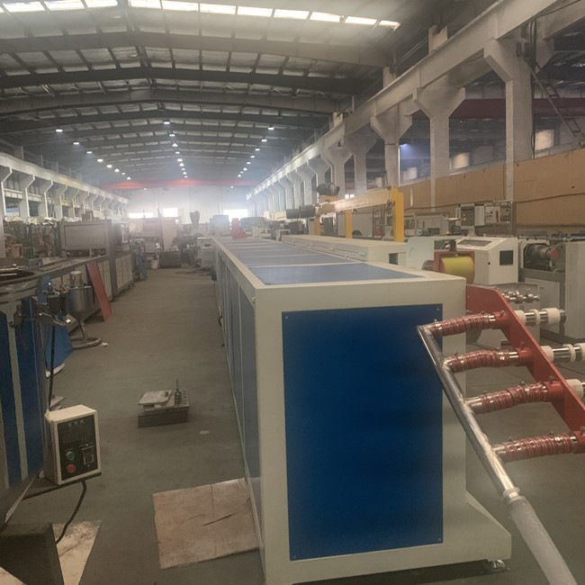 1 à 2/4 machine en plastique de emballage de ceinture, CHOIENT la chaîne de production en plastique de ceinture 2000kg/H 0